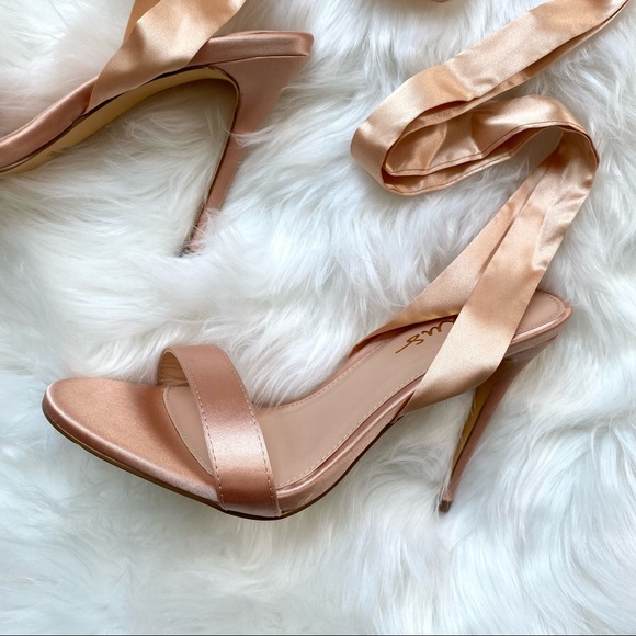 NIB Lulu’s Size 8 Champagne Gold Satin Lace-Up Stiletto Heel Sandals - Picture 3 of 10